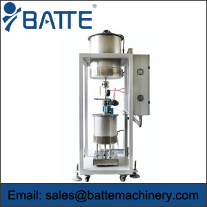 liquid metering feeding machine